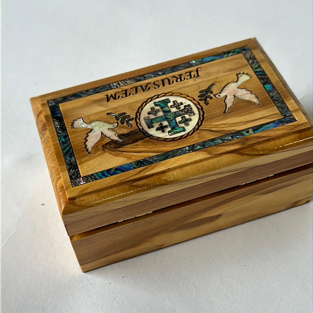 Jewelry/Rosary Box (Mother of Pearl)