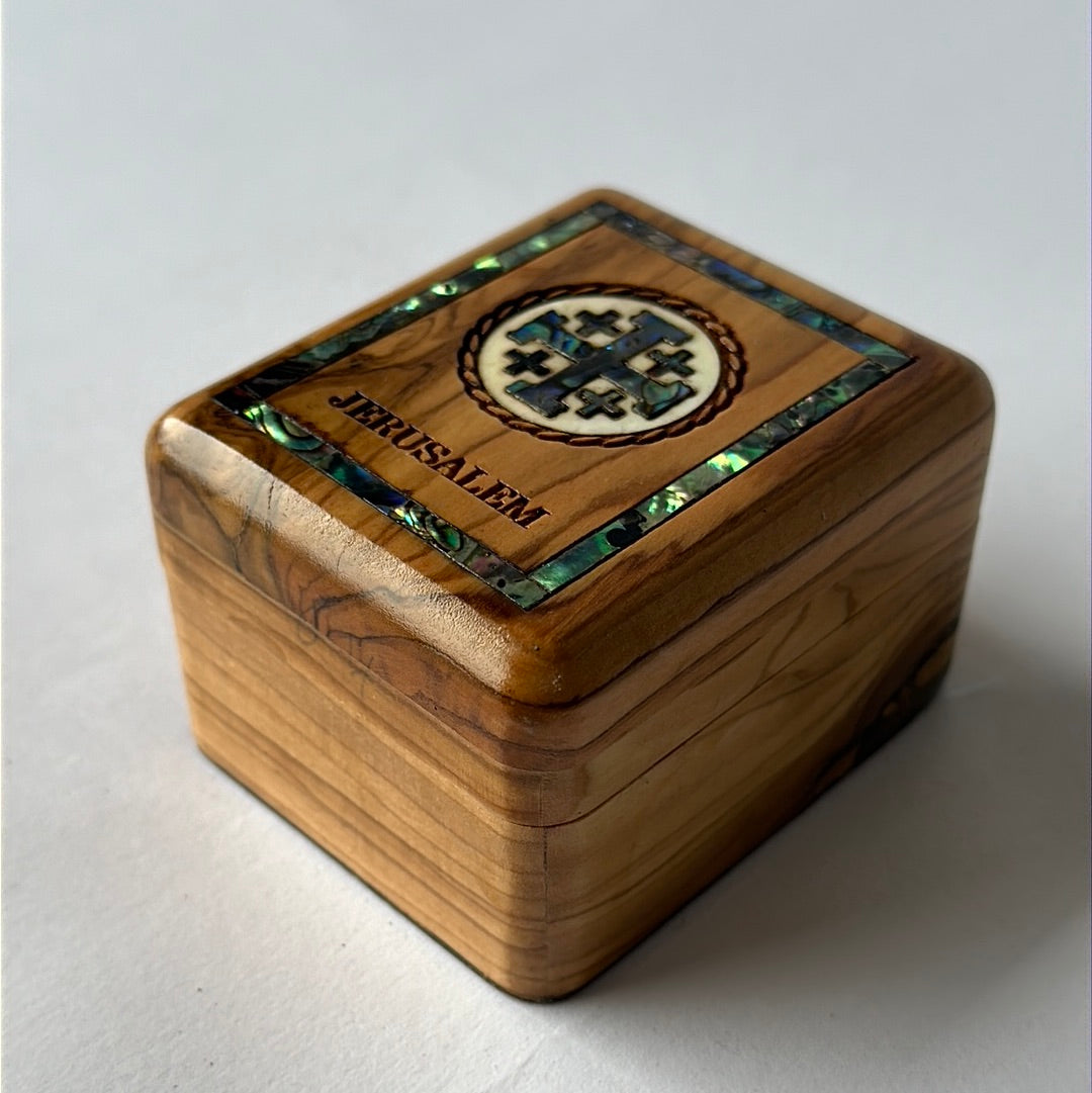 Small Jewelry/Rosary Box (Mother of Pearl)